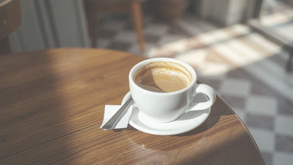Jakie są efekty picia cappuccino na energię?